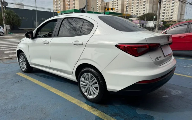 imagem-https://www.socarrao.com.br/sc-vehicle-images-prod/4353898/1791995467546-e01f4437-b157-4336-8903-03c8b303abd3.webp