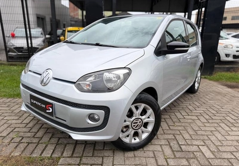 Volkswagen Up! 2015 Prata — foto 1 de 3