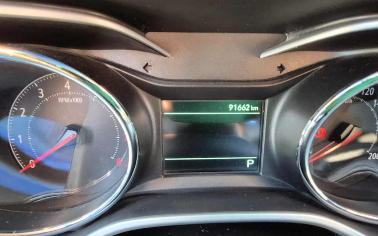 imagem-https://www.socarrao.com.br/sc-vehicle-images-prod/4353964/1791995916527-V2hhdHNBcHAgSW1hZ2UgMjAyNi0wOS0wNCBhdCAxMS4zNS4xOSAoMSkuanBlZw.jpeg