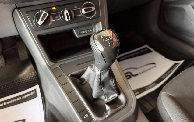 imagem-https://www.socarrao.com.br/sc-vehicle-images-prod/4353986/1792328134240-8568218_7_B_2ab29dc612.jpeg