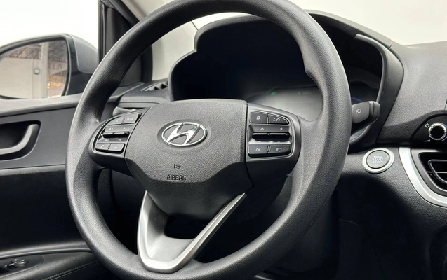 imagem-https://www.socarrao.com.br/sc-vehicle-images-prod/4354034/1791996440544-49fa96a57e01467fba80253c83f97080_1791896720549.jpg