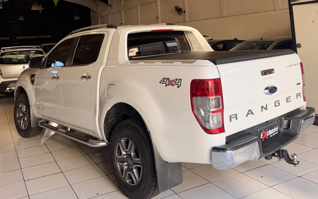 imagem-https://www.socarrao.com.br/sc-vehicle-images-prod/4354058/1791996774789-UkFOR0VSIDIwMTU2LmpwZw.jpg