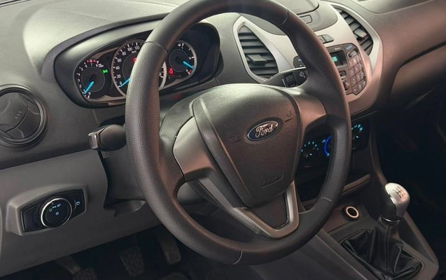 imagem-https://www.socarrao.com.br/sc-vehicle-images-prod/4354059/1791996774399-8569296_10_B_8c10fc4ea0.jpeg