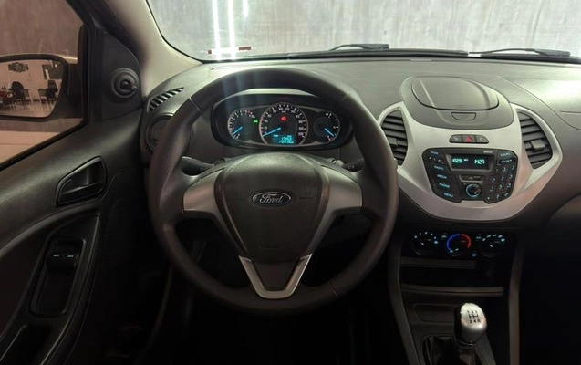 imagem-https://www.socarrao.com.br/sc-vehicle-images-prod/4354059/1791996774402-8569296_13_B_1c27577633.jpeg