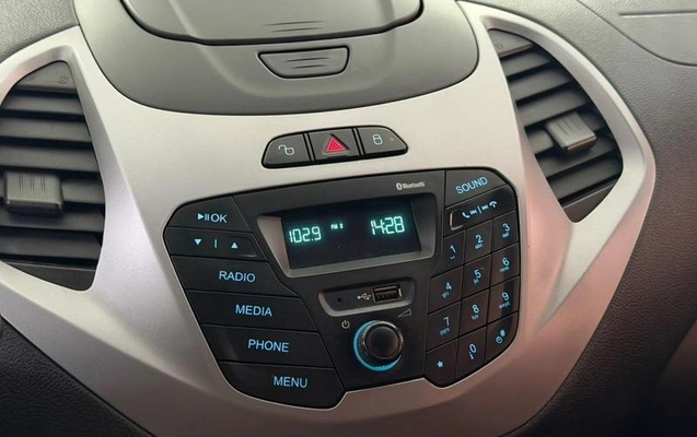 imagem-https://www.socarrao.com.br/sc-vehicle-images-prod/4354059/1791996774408-8569296_16_B_09d6631081.jpeg