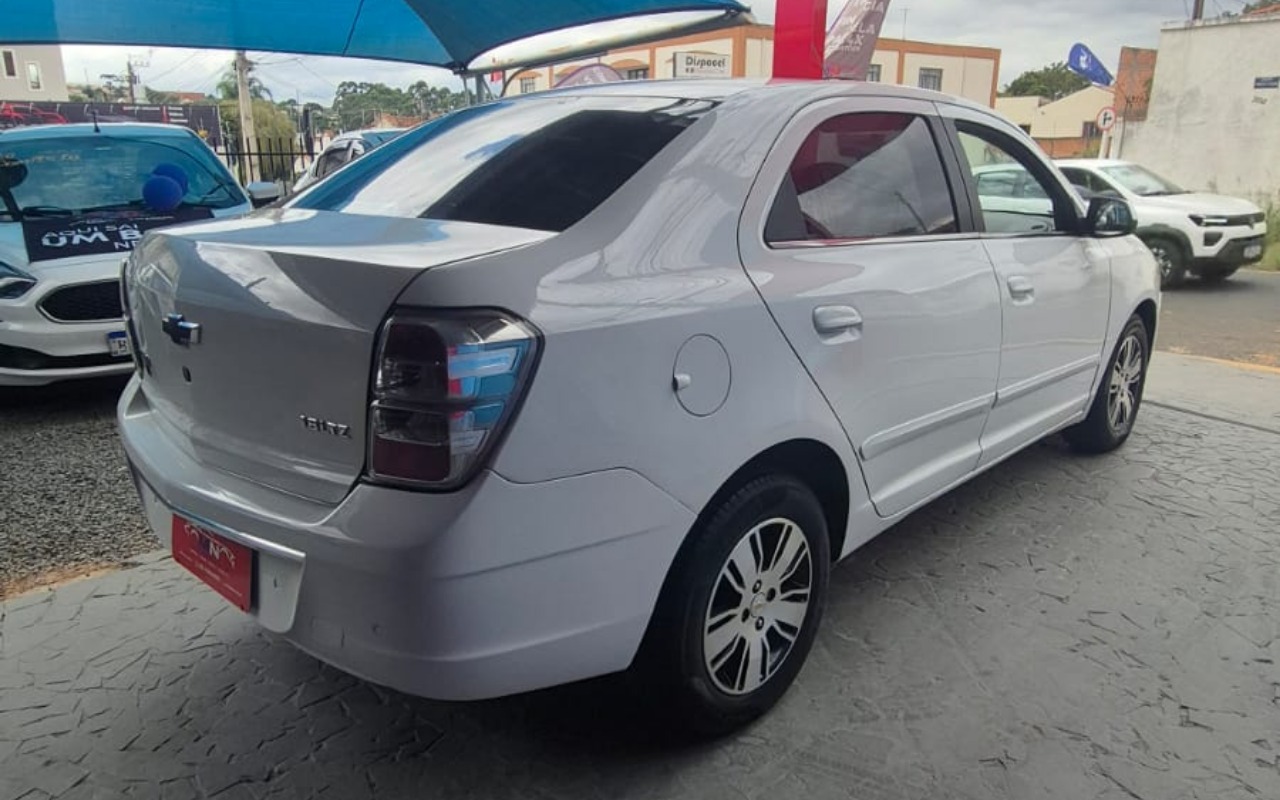 imagem-https://www.socarrao.com.br/sc-vehicle-images-prod/4354060/1791996776566-V2hhdHNBcHAgSW1hZ2UgMjAyNi0xMC0xNCBhdCAxMy40OC4zNyAoMSkuanBlZw.jpeg