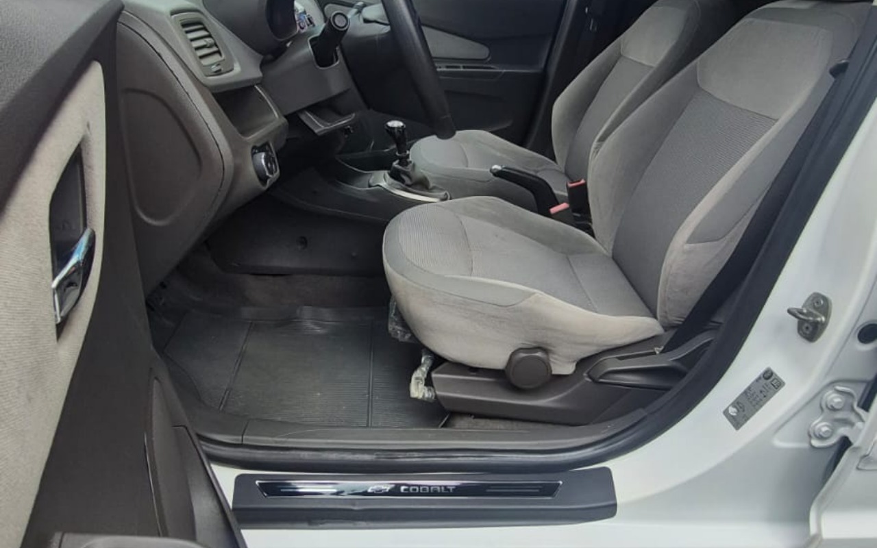 imagem-https://www.socarrao.com.br/sc-vehicle-images-prod/4354060/1791996777069-V2hhdHNBcHAgSW1hZ2UgMjAyNi0xMC0xNCBhdCAxMy40OC4zOC5qcGVn.jpeg
