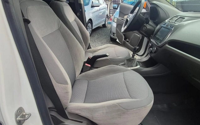 imagem-https://www.socarrao.com.br/sc-vehicle-images-prod/4354060/1791996777237-V2hhdHNBcHAgSW1hZ2UgMjAyNi0xMC0xNCBhdCAxMy40OC4zOSAoMikuanBlZw.jpeg
