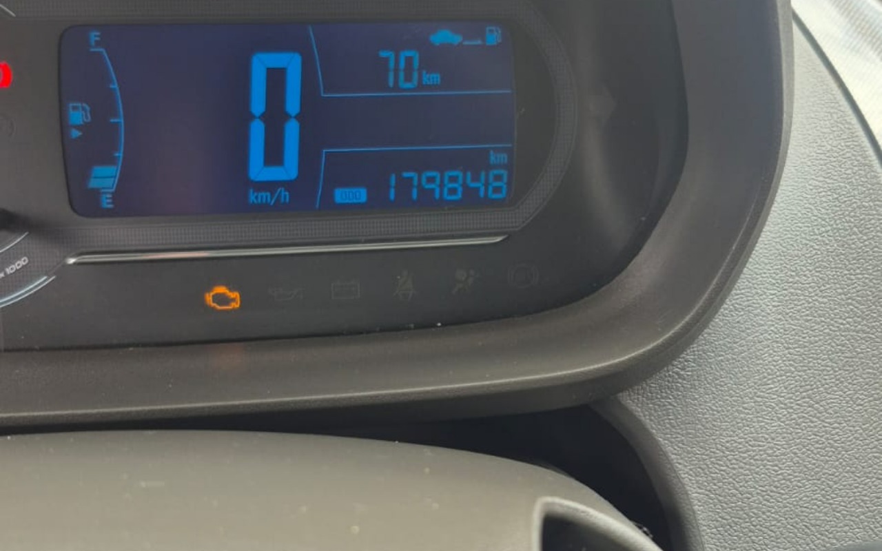 imagem-https://www.socarrao.com.br/sc-vehicle-images-prod/4354060/1791996777575-V2hhdHNBcHAgSW1hZ2UgMjAyNi0xMC0xNCBhdCAxMy40OC40MCAoMSkuanBlZw.jpeg