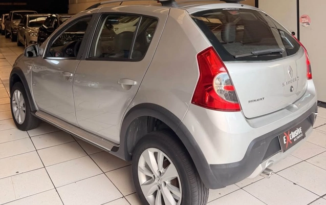 imagem-https://www.socarrao.com.br/sc-vehicle-images-prod/4354117/1791997205636-U0FOREVSTyAyMDE0NS5qcGc.jpg
