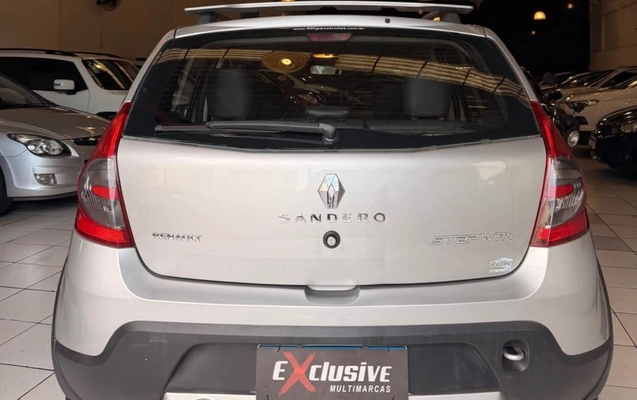 imagem-https://www.socarrao.com.br/sc-vehicle-images-prod/4354117/1791997206337-U0FOREVSTyAyMDE0OS5qcGc.jpg