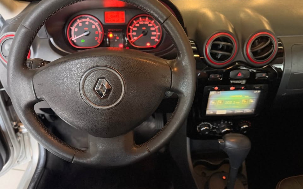 imagem-https://www.socarrao.com.br/sc-vehicle-images-prod/4354117/1791997206741-U0FOREVSTyAyMDE0MTMuanBn.jpg