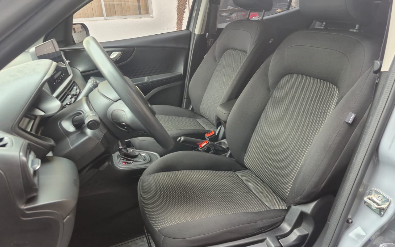 imagem-https://www.socarrao.com.br/sc-vehicle-images-prod/4354143/1791997285848-NGJjZjhhY2QtZWJlNS00OTk2LTkyZDAtZTA0ZWY3MGJmMTQ1LmpwZWc.jpeg