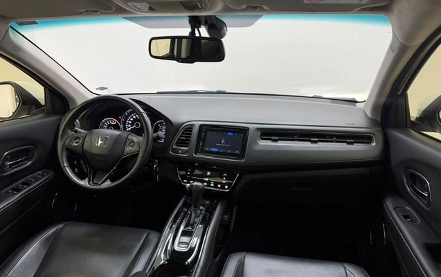 imagem-https://www.socarrao.com.br/sc-vehicle-images-prod/4354190/1792090114545-8518615_13_B_1b54240c80.jpeg