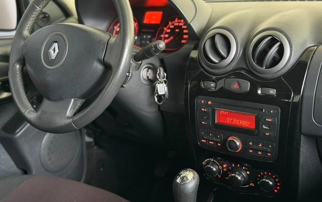 imagem-https://www.socarrao.com.br/sc-vehicle-images-prod/4354198/1792004906829-8569778_4_B_3d6dd7bd0e.jpeg