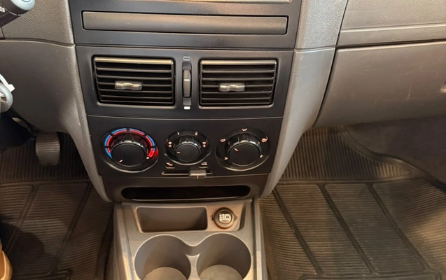 imagem-https://www.socarrao.com.br/sc-vehicle-images-prod/4354205/1791997971932-09ebb072-a66f-46ef-a1b8-d9be91c51ec6.jpg