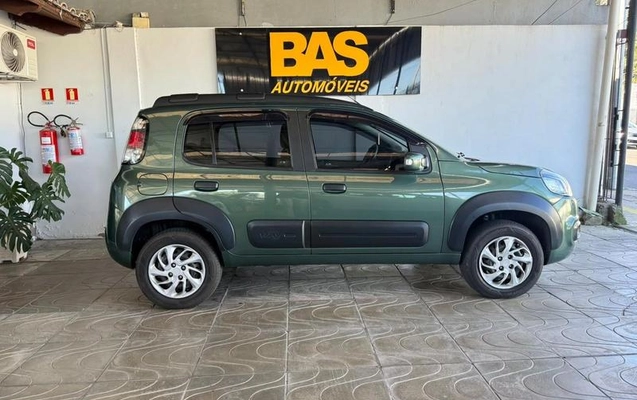 imagem-https://www.socarrao.com.br/sc-vehicle-images-prod/4354217/1791998535587-8538782_0_B_a19afdb7aa.jpeg