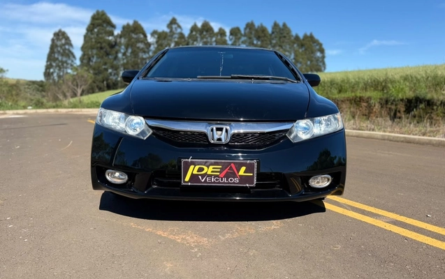imagem-https://www.socarrao.com.br/sc-vehicle-images-prod/4354252/1792006799255-67070eb972b34afaa7602f9443bbb395_1792006765786.jpg