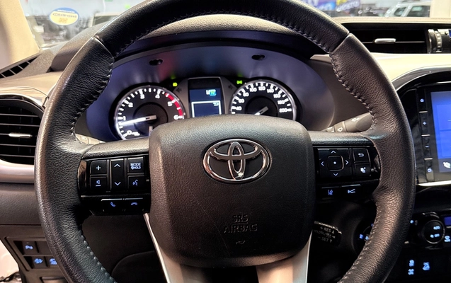 imagem-https://www.socarrao.com.br/sc-vehicle-images-prod/4354255/1791998179688-NGQ1MDI4YjEtY2JmMC00ZjNhLWI3NTItY2ZkMTVjMjM4MDdkLmpwZWc.jpeg