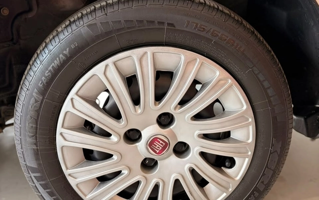 imagem-https://www.socarrao.com.br/sc-vehicle-images-prod/4354256/1791998179874-a1708bf8-9e8d-4d8c-90fe-979c73e045b6.jpg