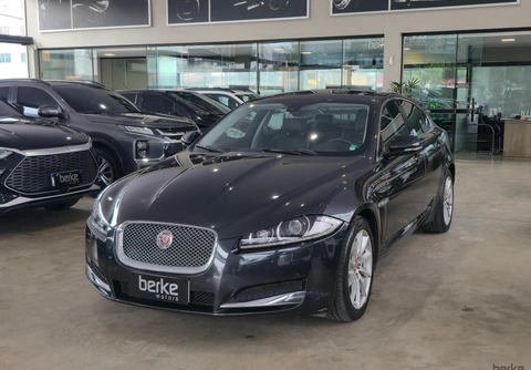 Jaguar XF 2014 Cinza — foto 1 de 3