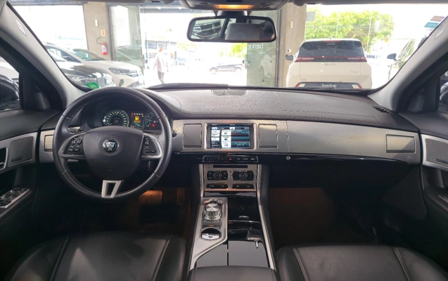 imagem-https://www.socarrao.com.br/sc-vehicle-images-prod/4354278/1792610822981-3130b0a064fd44a2930472a7781e809f_1791901516035.jpg