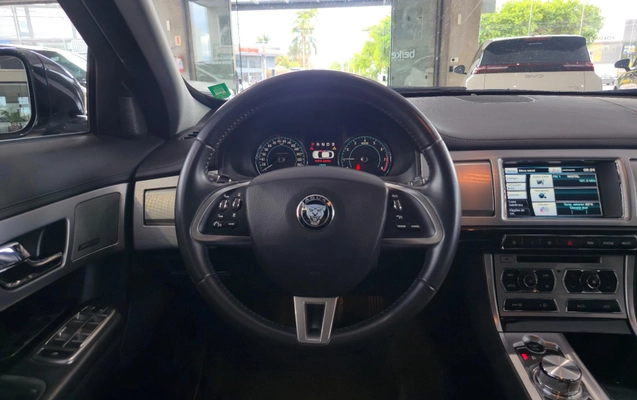 imagem-https://www.socarrao.com.br/sc-vehicle-images-prod/4354278/1792610822986-de53ddb347654aff98a6d2765d7d307d_1791901713685.jpg