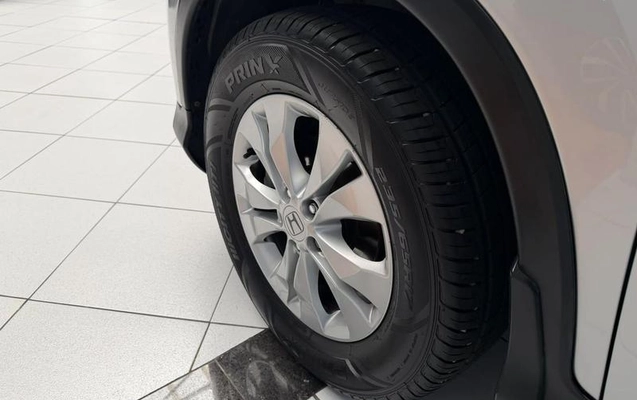 imagem-https://www.socarrao.com.br/sc-vehicle-images-prod/4354279/1792525810372-8566363_8_B_695efb0681.jpeg
