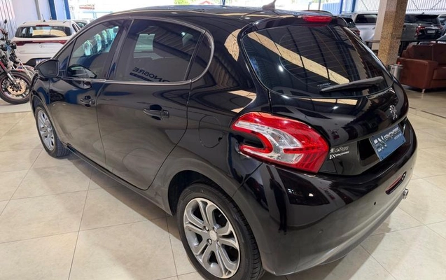 imagem-https://www.socarrao.com.br/sc-vehicle-images-prod/4354284/1792426958825-8569817_4_B_501eb904d3.jpeg
