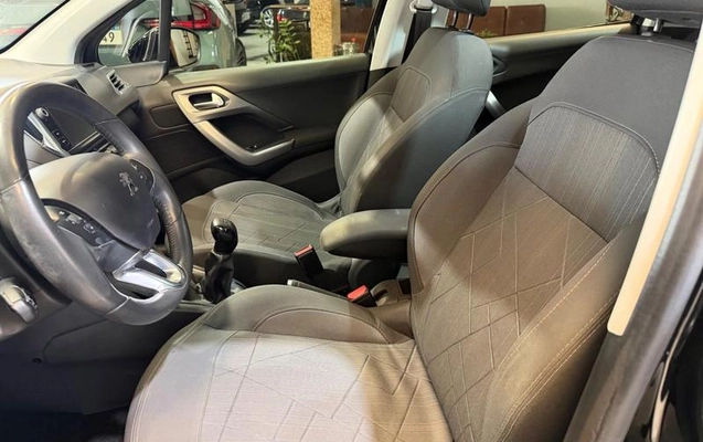 imagem-https://www.socarrao.com.br/sc-vehicle-images-prod/4354284/1792426958830-8569817_7_B_db5f8ad7b2.jpeg