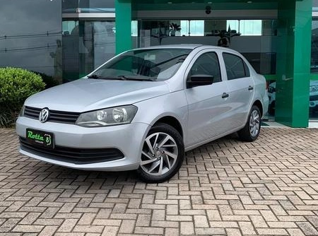 Volkswagen Voyage 2015 Prata — foto 1 de 3