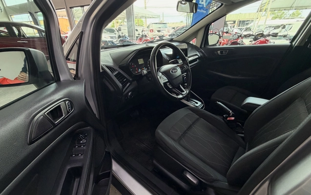 imagem-https://www.socarrao.com.br/sc-vehicle-images-prod/4354314/1791998842052-155aeb36b7a146cca7ddfa4a0413ed40_1791998313334.jpg