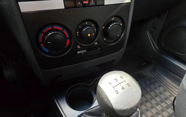 imagem-https://www.socarrao.com.br/sc-vehicle-images-prod/4354344/1792183298178-8538122_8_B_e5f765169e.jpeg