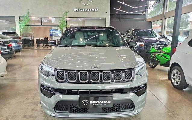 imagem-https://www.socarrao.com.br/sc-vehicle-images-prod/4354417/1792596840654-8432609_15_B_0595ad0869.jpeg