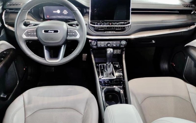 imagem-https://www.socarrao.com.br/sc-vehicle-images-prod/4354417/1792596840669-8432609_10_B_2f816adf8d.jpeg