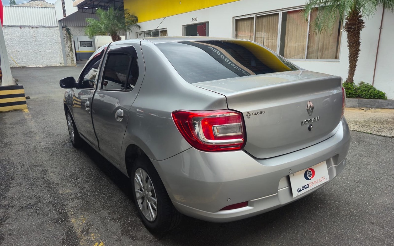 imagem-https://www.socarrao.com.br/sc-vehicle-images-prod/4354419/1791999727552-MzQ2MTNiY2MtZGI3Ni00NzdiLWEzNGItMDlhYmYyNzBhOTViLmpwZWc.jpeg