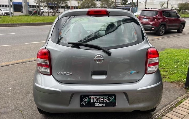 imagem-https://www.socarrao.com.br/sc-vehicle-images-prod/4354504/1792000412001-8568767_6_B_35a62d95e2.jpeg