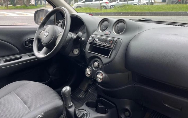 imagem-https://www.socarrao.com.br/sc-vehicle-images-prod/4354504/1792000412012-8568767_14_B_815cce734f.jpeg