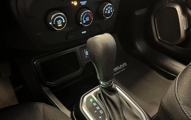 imagem-https://www.socarrao.com.br/sc-vehicle-images-prod/4354521/1792175882653-8569072_11_B_5445827bac.jpeg