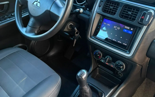 imagem-https://www.socarrao.com.br/sc-vehicle-images-prod/4354534/1792000700707-800x600_74981786997011.webp