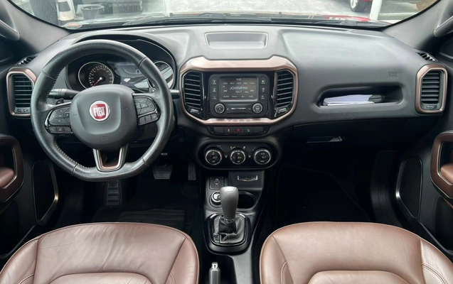 imagem-https://www.socarrao.com.br/sc-vehicle-images-prod/4354592/1792000995685-f3330516b3bb45d1bc2be31cb006cad2_1792000863844.jpg