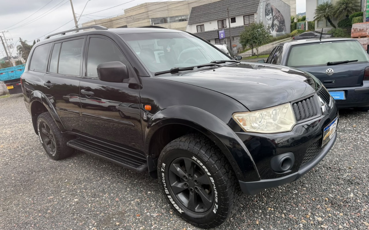 imagem-https://www.socarrao.com.br/sc-vehicle-images-prod/4354622/1792001272559-NWQyYWFiYjUtZmViZi00YzgyLWJkZmUtNTc0NTFkNzFiM2JhLmpmaWY.jfif