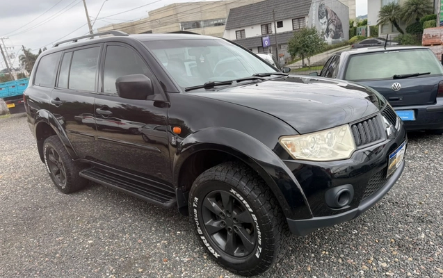 imagem-https://www.socarrao.com.br/sc-vehicle-images-prod/4354622/1792001272559-NWQyYWFiYjUtZmViZi00YzgyLWJkZmUtNTc0NTFkNzFiM2JhLmpmaWY.jfif