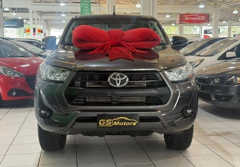 Toyota Hilux 2024 Cinza — foto 1 de 3