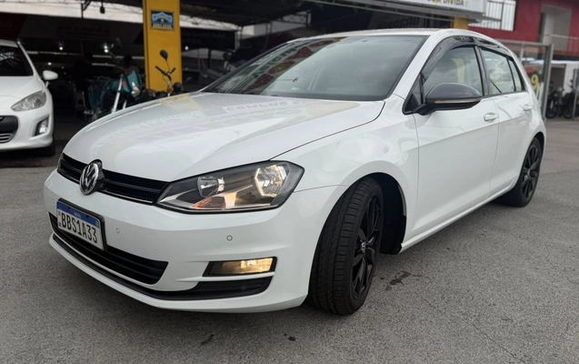 imagem-https://www.socarrao.com.br/sc-vehicle-images-prod/4354633/1792001448568-bb1eb212-57c8-451b-8a65-b76c83a96dfc.jpg