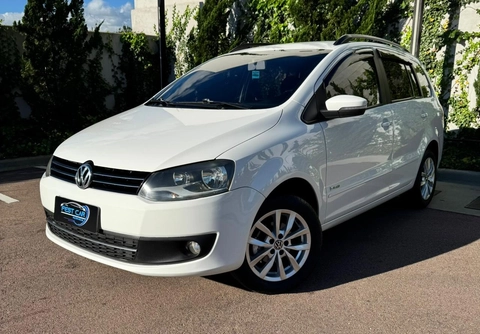 Volkswagen SpaceFox 2013 Branco — foto 1 de 3