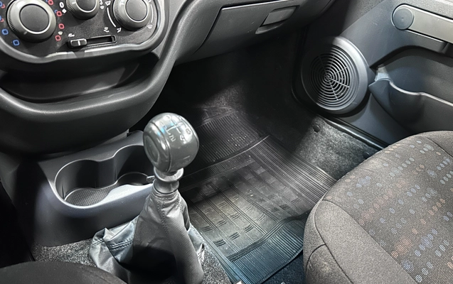 imagem-https://www.socarrao.com.br/sc-vehicle-images-prod/4354645/1792001555505-489308b6-6a22-4480-ab41-39ef82d1cf48.jpg