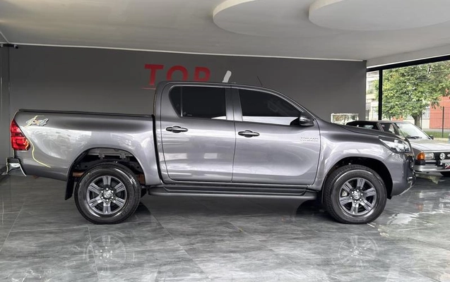 imagem-https://www.socarrao.com.br/sc-vehicle-images-prod/4354690/1792001700689-8567088_5_B_fa1d71a7a4.jpeg