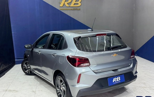 imagem-https://www.socarrao.com.br/sc-vehicle-images-prod/4354706/1792001874113-36f19e05-78b4-42bd-b508-01c8e241db2c.jpg