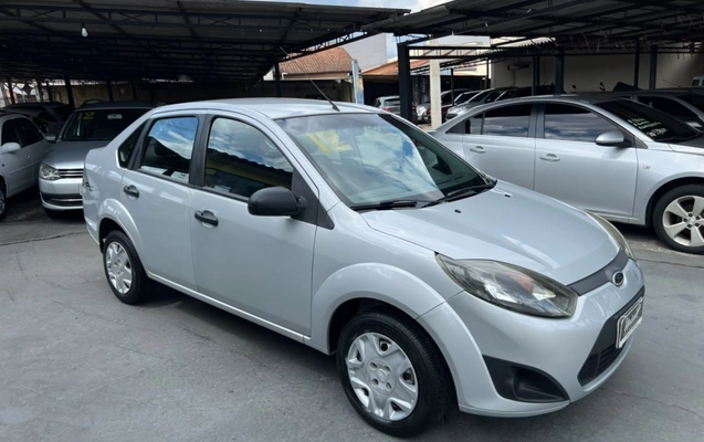 imagem-https://www.socarrao.com.br/sc-vehicle-images-prod/4354740/1792006798828-bwHHmM9jGYL4iWvG3SKivUCnCkx2qbuM.jpg